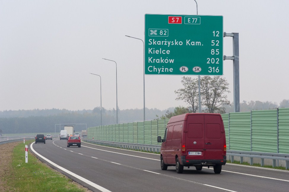 View of the S7 road
